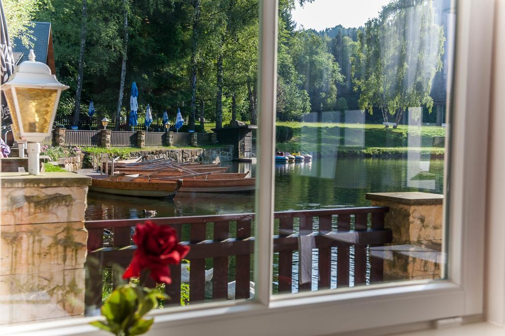 Hotel Gondelfahrt Kurort Jonsdorf Esterno foto